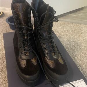 Louis Vuitton Laureate Platform Desert Boot 41